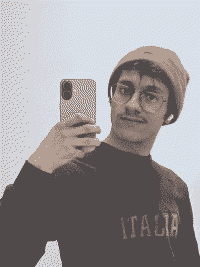 "Selfie taken by site author"